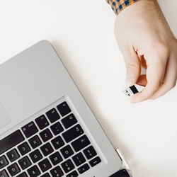 foto 2 MERCUSYS afbeelding  NETWERK > DRAADLOOS > ADAPTERS